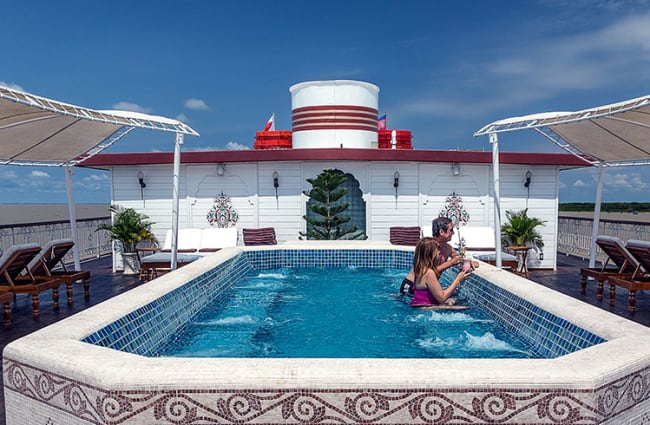 Pool on the sun deck of Jahan