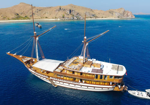 Prana by Atzaro at anchor